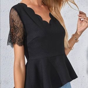 Women’s Elegant scallop edge lace top